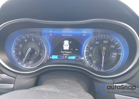 2022 Chrysler 300 Touring z USA, uszkodzony, nr VIN 2C3CCAAG6NH198791